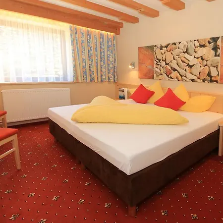 Haus Stefanie 3* Зельден